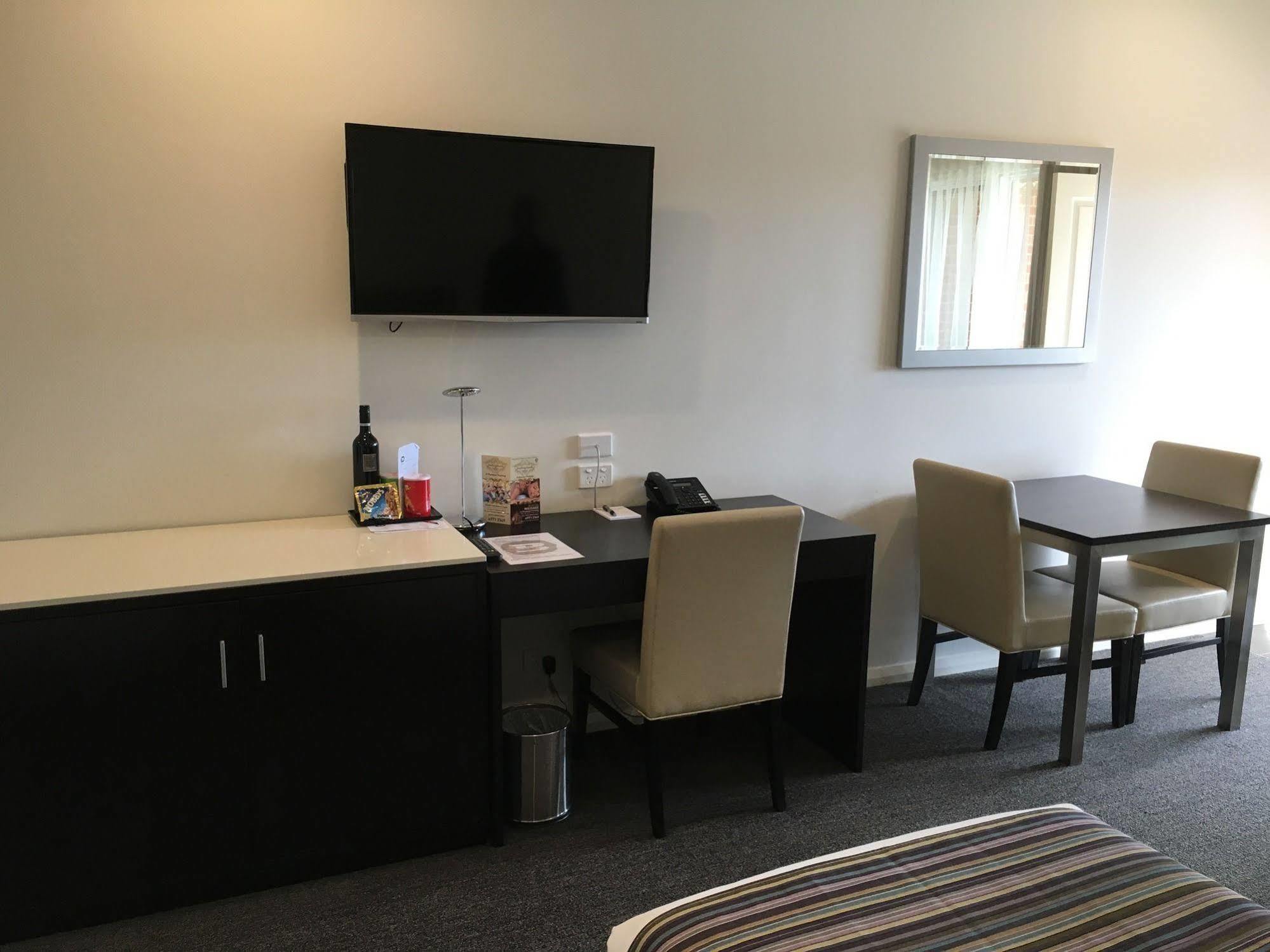 Best Western Plus Bolton On The Park Wagga Wagga Εξωτερικό φωτογραφία